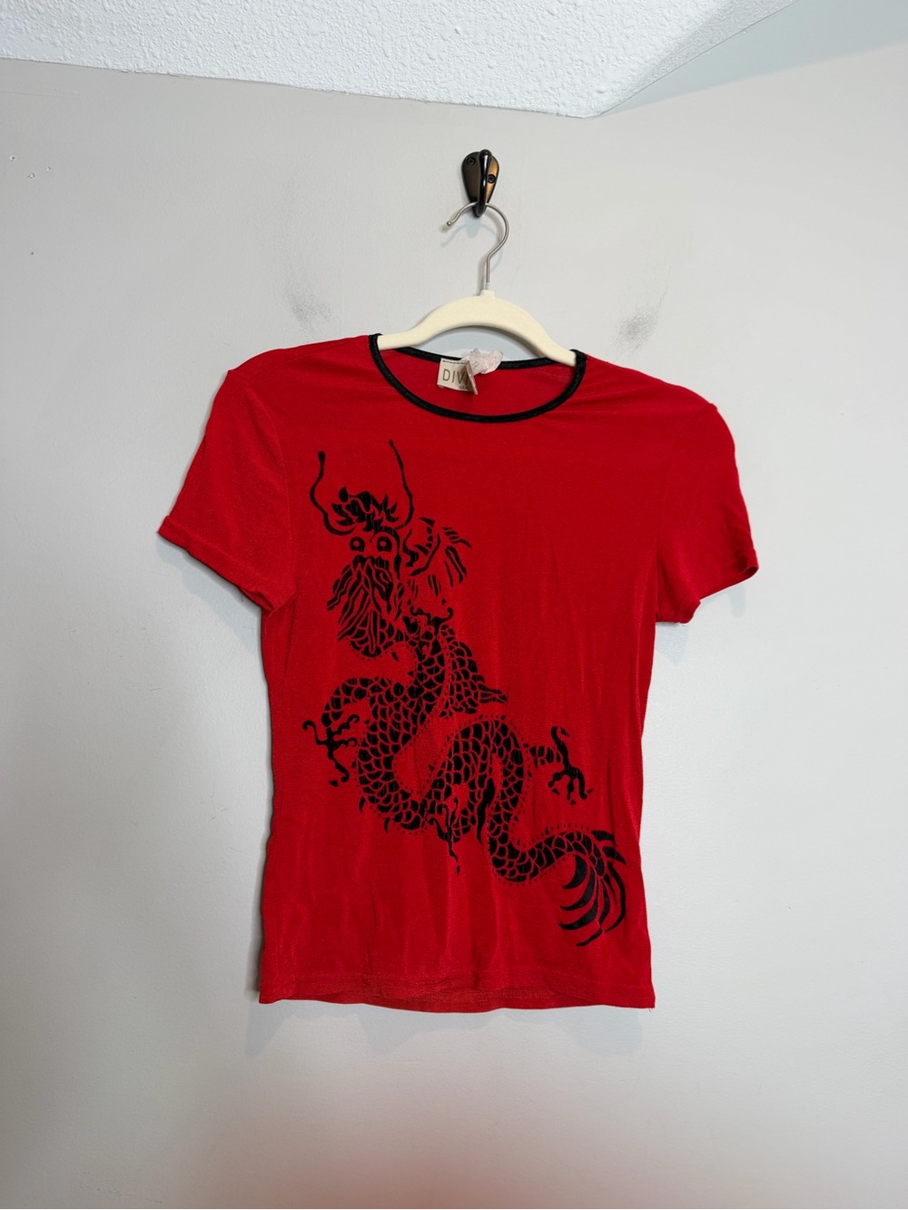 Divine USA Red Dragon Graphic Baby Tee Medium Y2K Asian Tattoo Indie Sleaze